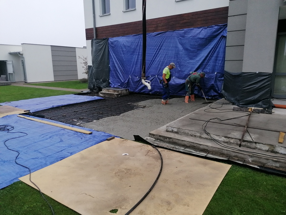 budowa tarasu w poznaniu jak wykać beton szalunki.jpg